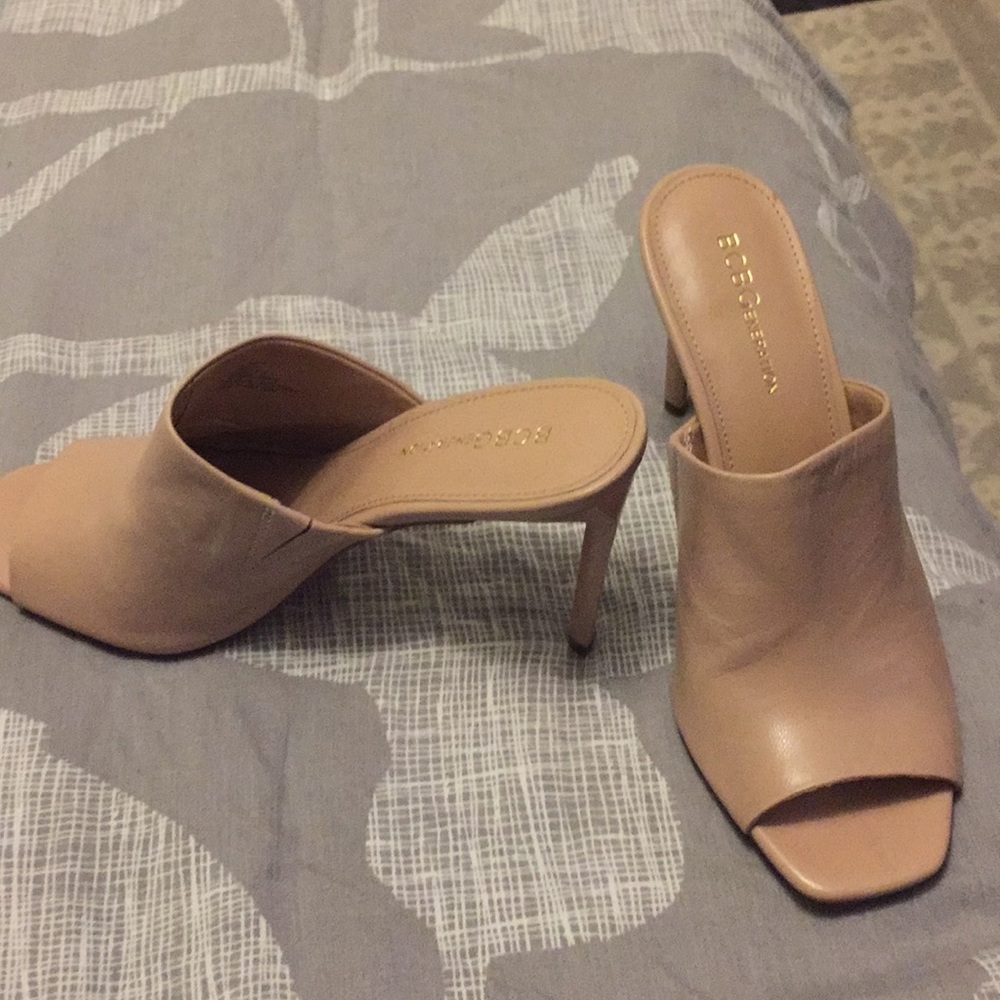 Shoes - Picture 2 of 6